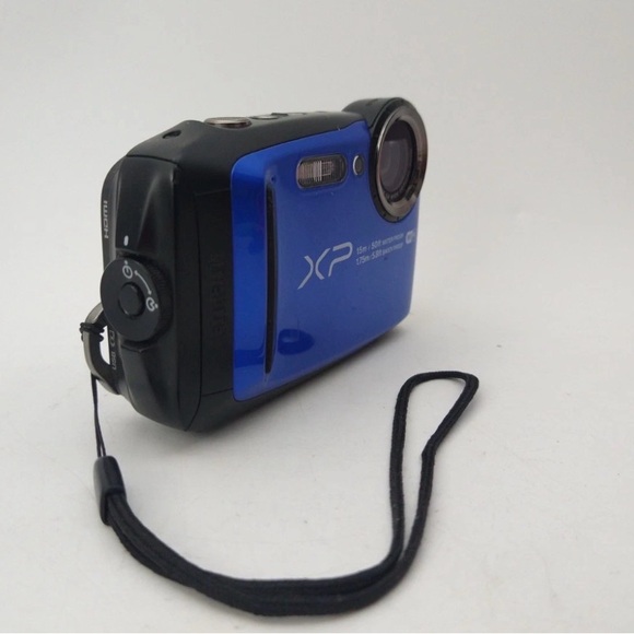 Fujifilm XP Series Blue Digital Camera - Picture 5 of 8